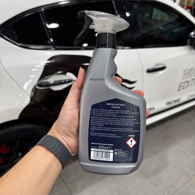 Chai vệ sinh đa năng michelin 31425 fabric cleaner dành cho ô tô - 2